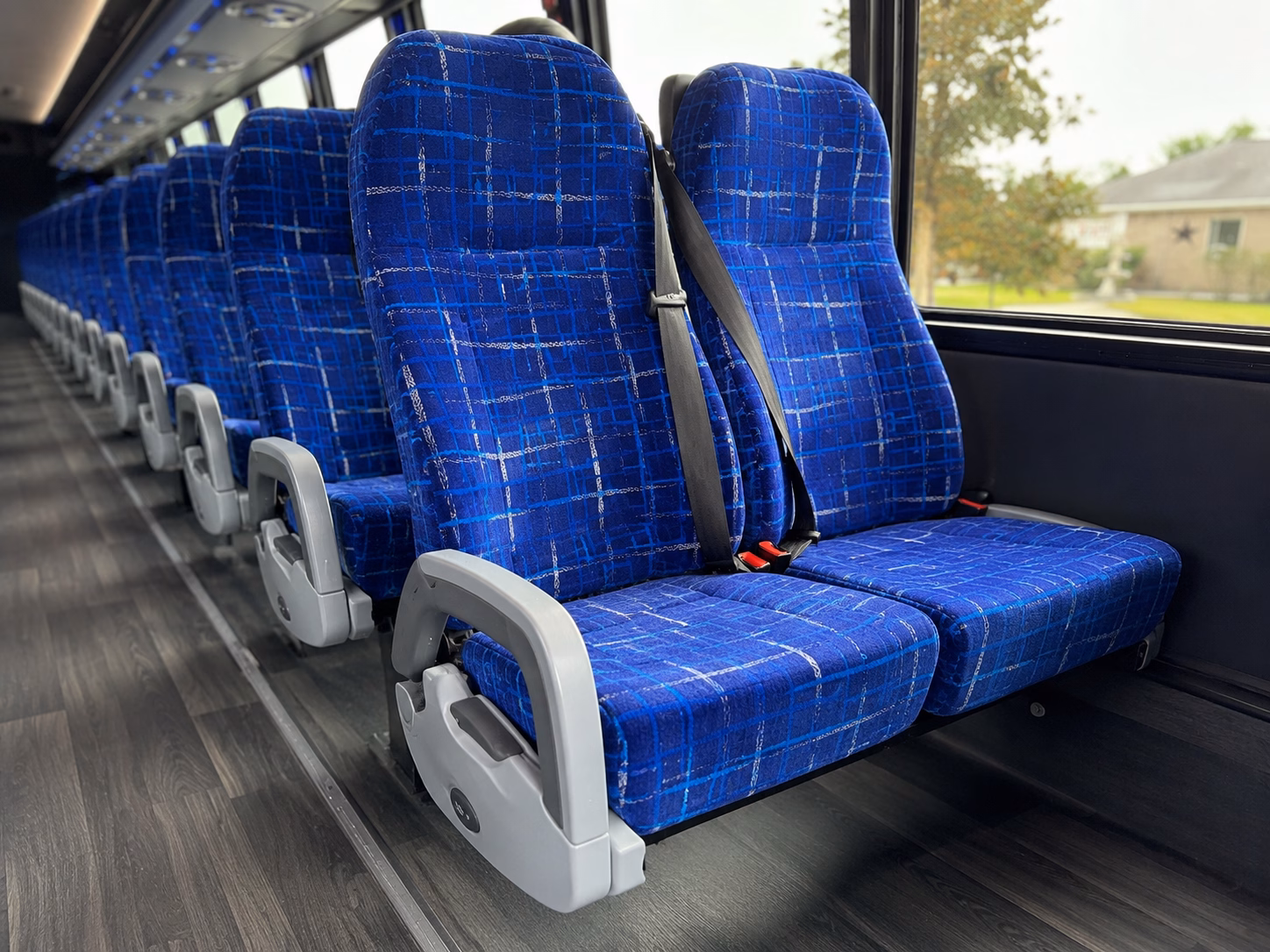 beavercreek charter bus transportation to and from beavercreek area airports
