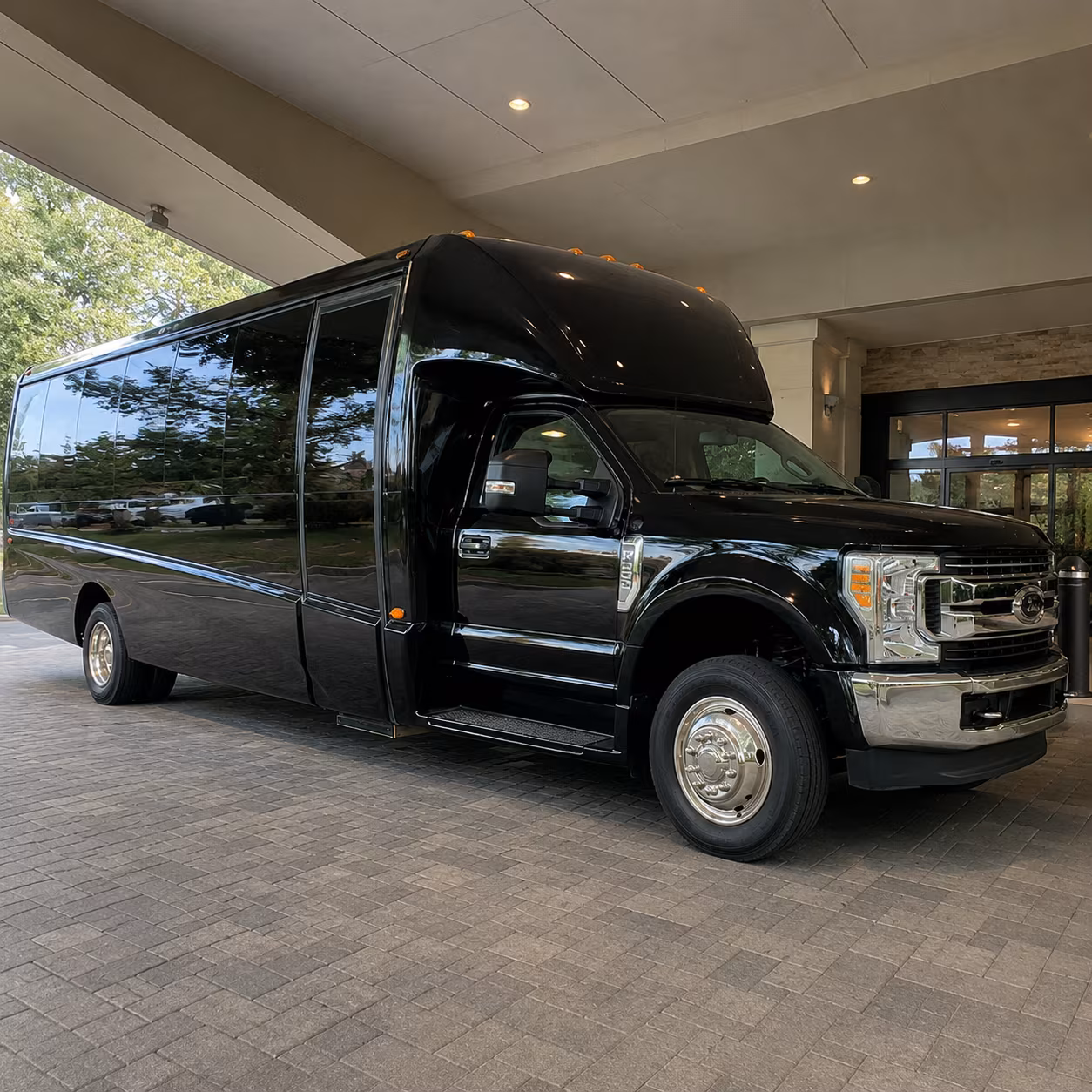 cleveland prom charter bus rentals in cleveland