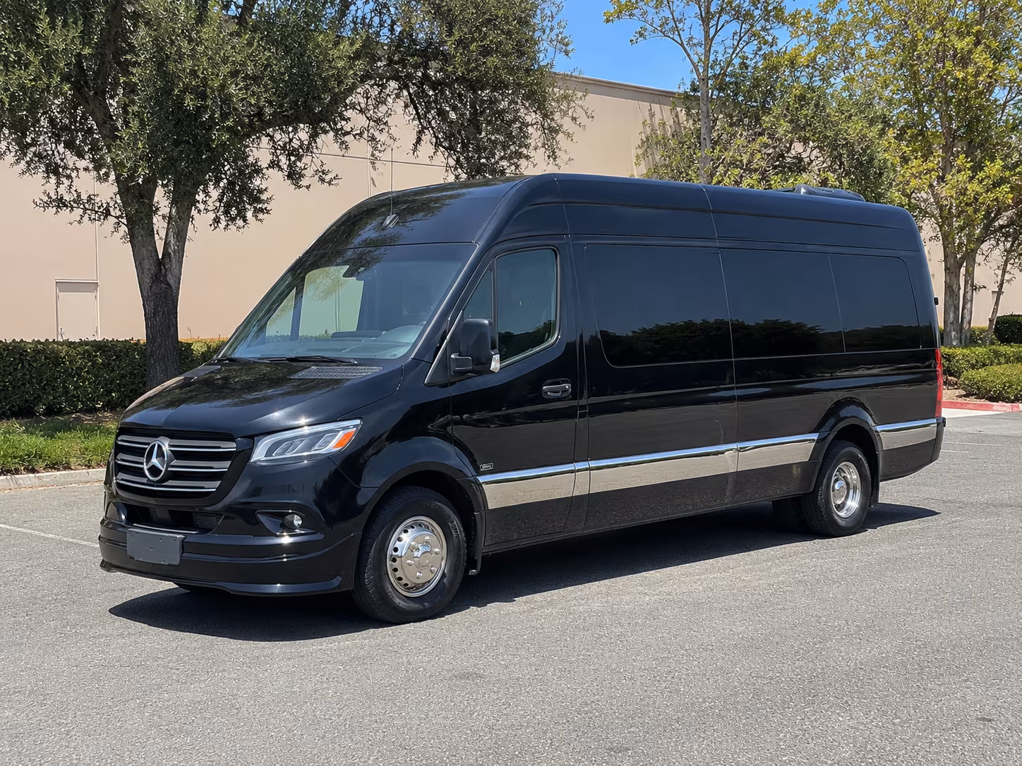 columbus efficient and timely transportation for columbus weddings