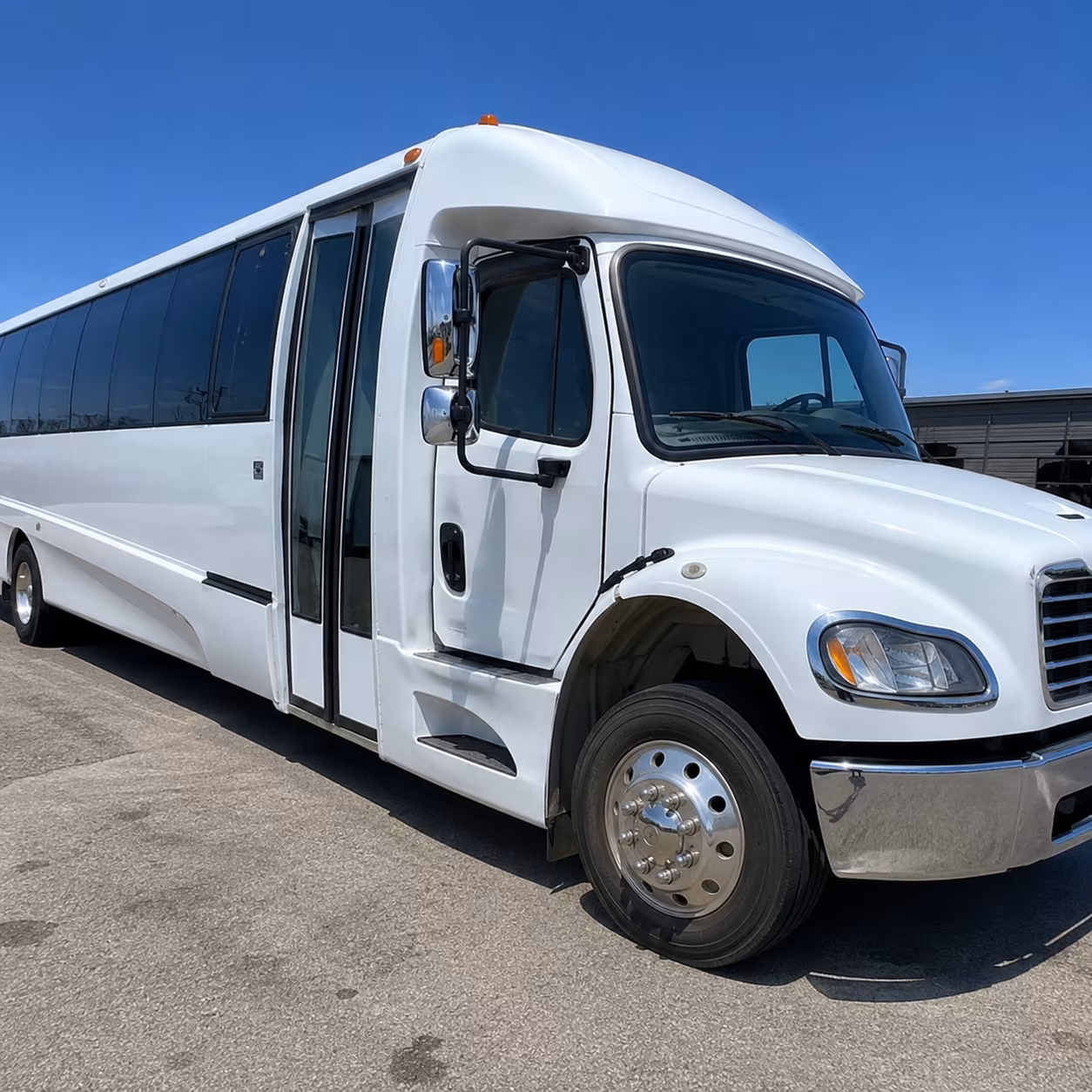 kettering rent a private charter bus for a kettering event