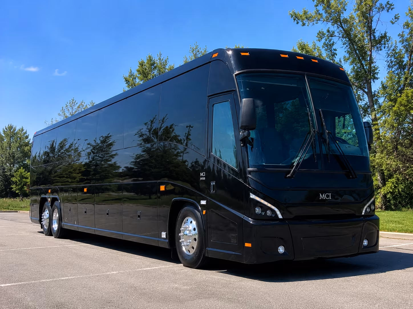 shuttle personnel between huber heights and wright patterson air force base with ease