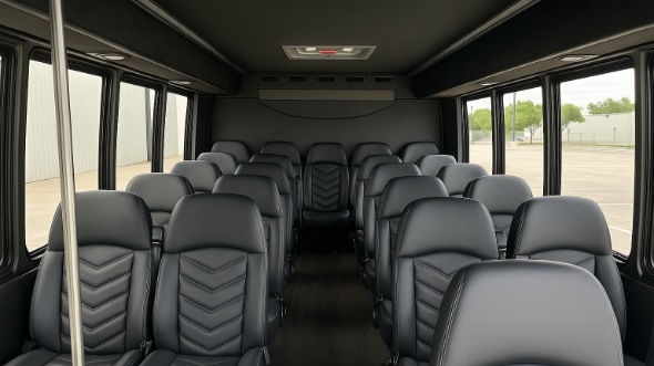 kettering 28 passenger minibus